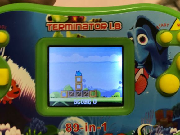 国产换屏游戏机,还记得小时候玩的游戏吗图片