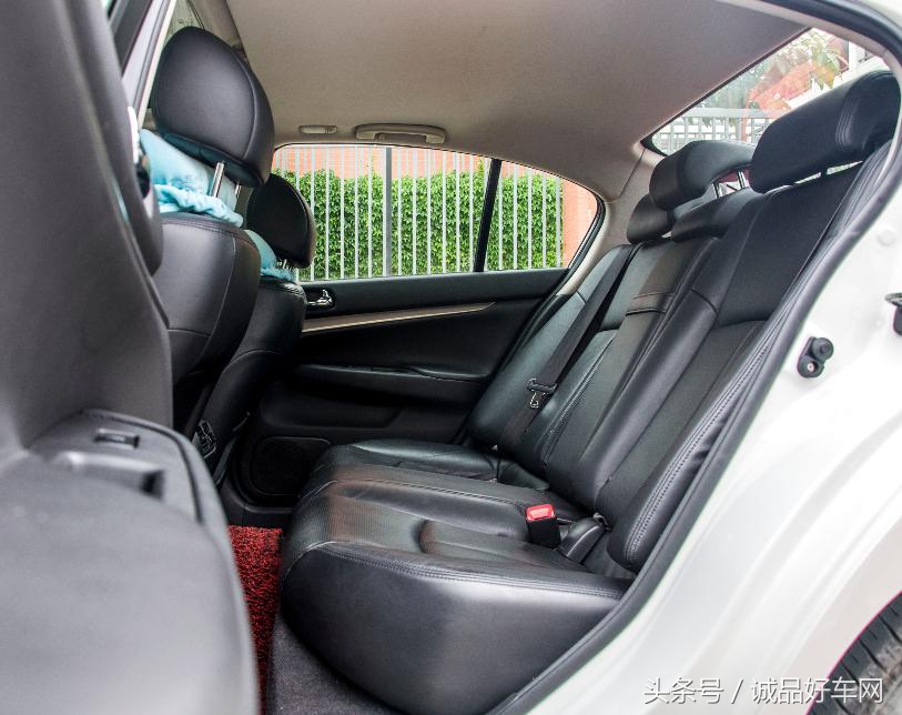 为什么这款2010年的英菲尼迪G系才开了2.4万公里？