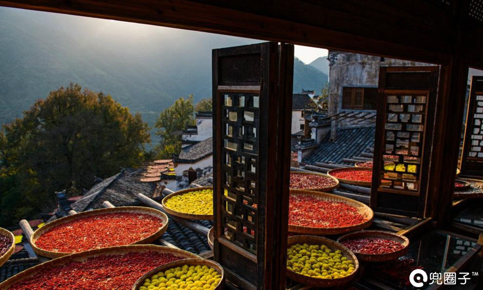 欢乐颂2谢童关关和好片段,欢乐颂2关关谢童去迪士尼玩