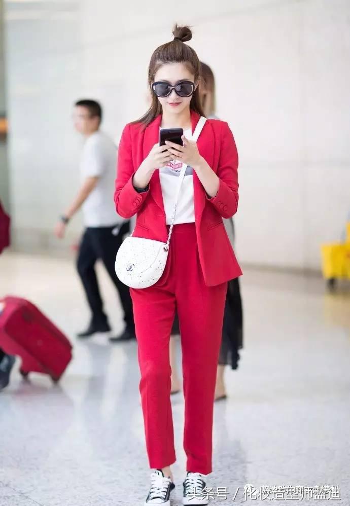 江疏影私服曝光,刘诗诗江疏影pk风衣新穿搭