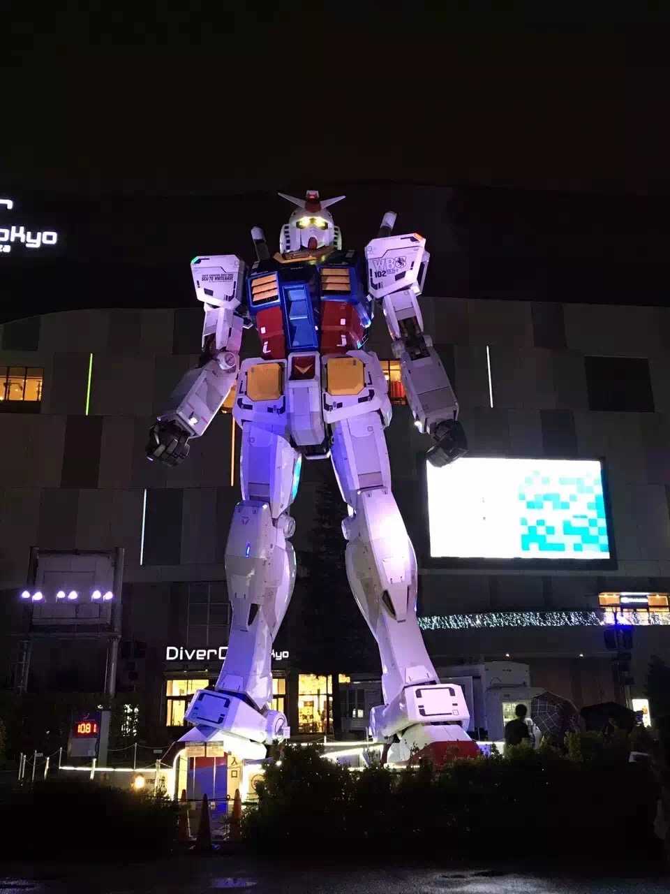 你和去日本旅行只差一张机票是一个国家更像是一个星球