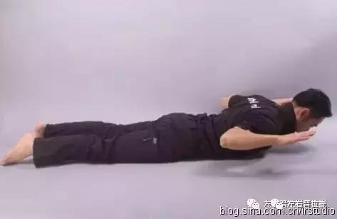 普拉提如何改善头前倾,普拉提骨盆前倾的正确训练方法