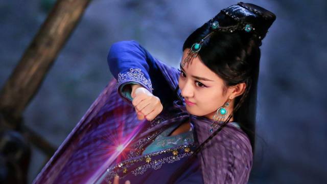 赵丽颖从一个土妞逆袭成女神,赵丽颖是怎样一步步成为女神的