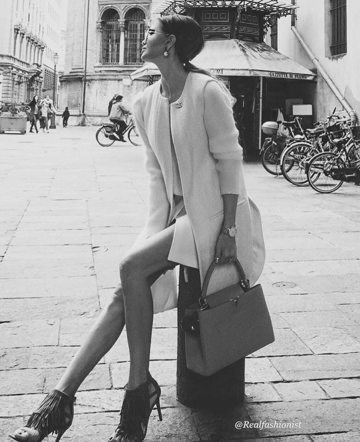 “你猜她几岁”,这个游戏实在是太扎心了!