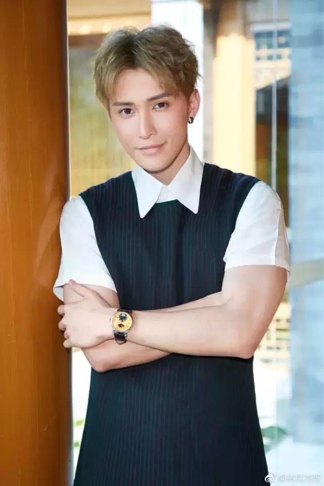 95后忙着霸屏上热搜,没听说这些名字的都是88年中年**