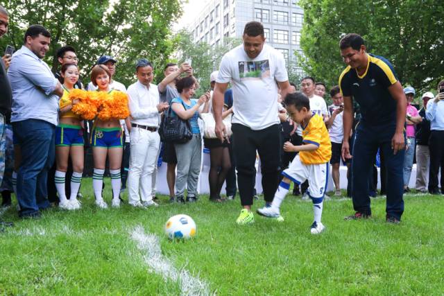 罗纳尔多足球学院,罗纳尔多四川足球学校在哪里