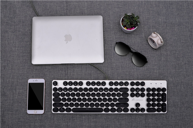 腹灵GT104S二代机键盘圆形键帽，手感一样的好