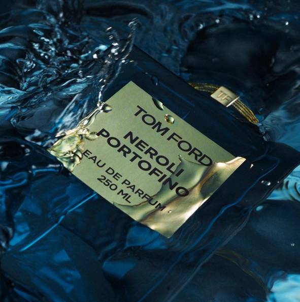 真正适合夏天的大牌香水,什么香水有脂粉味又很清新