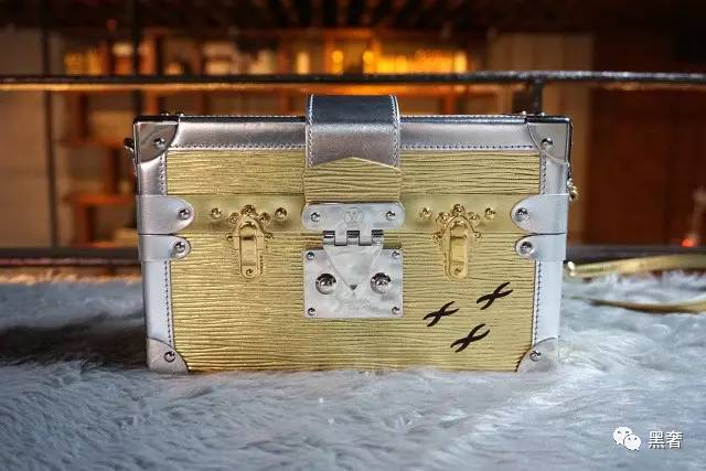 lv小箱子限定款,lv小箱子值得买么