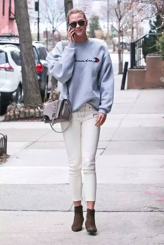 衣服塞裤子里怎么塞好看,塞衣服方法简单又好看