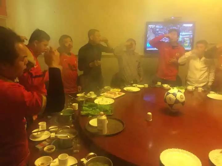 广州恒大球迷梅州助威,广州恒大广东球迷