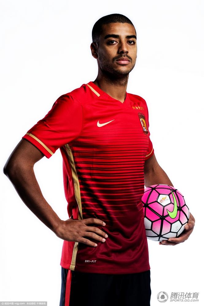 广州恒大新赛季官方写真照图片,恒大写真图片大全