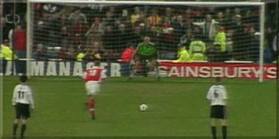 足坛十大不可思议的门将进球,足球史上最不可思议的门将进球