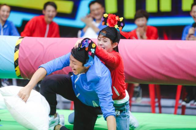 不幸有个智障老公,除了不离不弃还能怎么办呢?