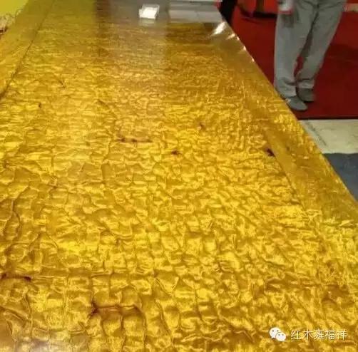 金丝楠和木中熊猫,阴沉木大熊猫