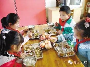 关于举报无证无照小饭桌的通知,小饭桌违法举报电话多少