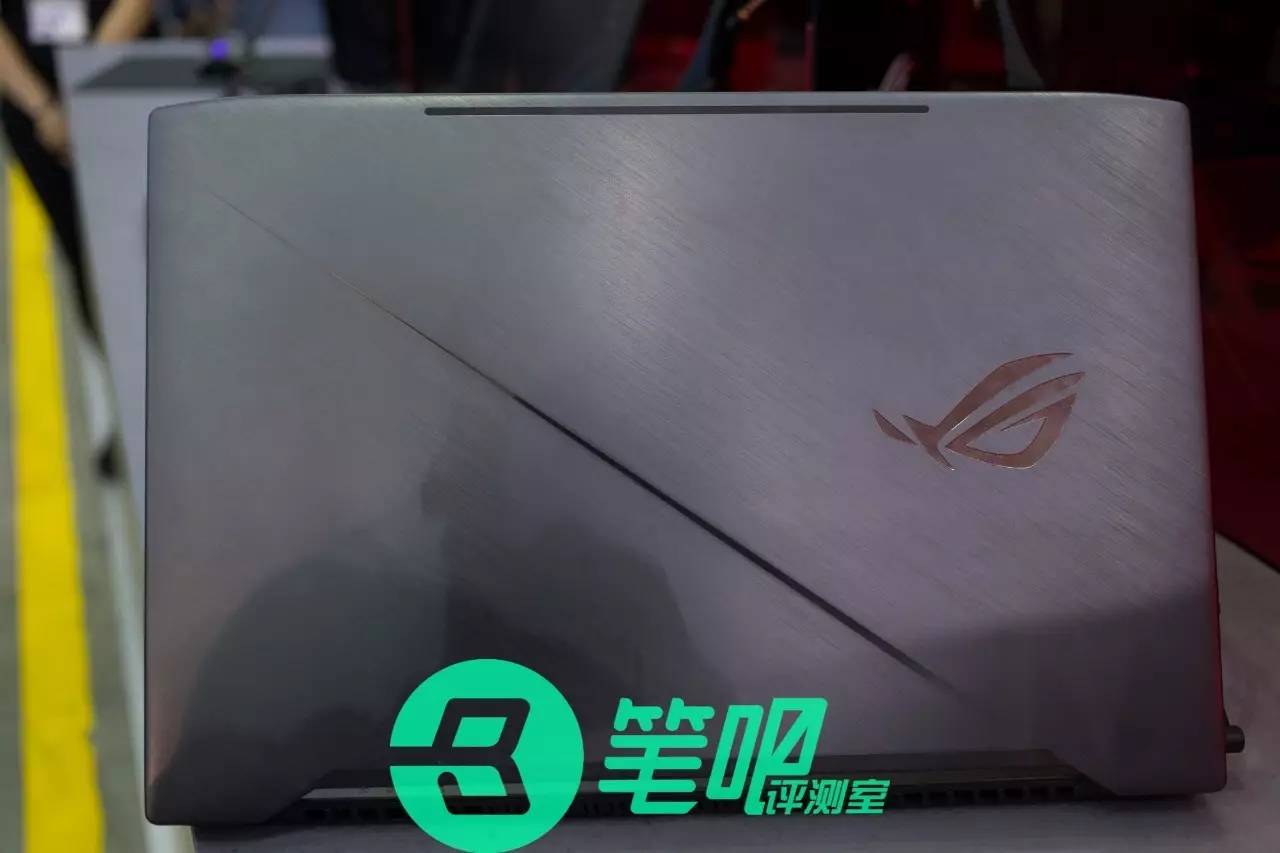 华硕新品快闪燃爆computex2019,华硕最新computex