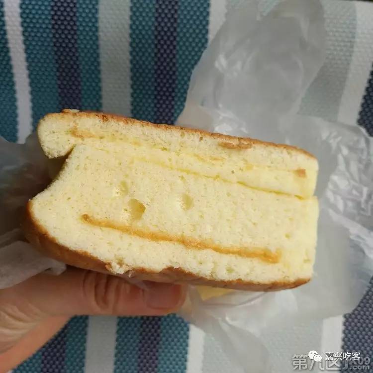 网红肉松小贝到底爆不爆浆,网上的肉松小贝到底好不好吃