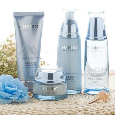 适合平民的护肤套装有哪些,推荐几款适合女人的护肤产品