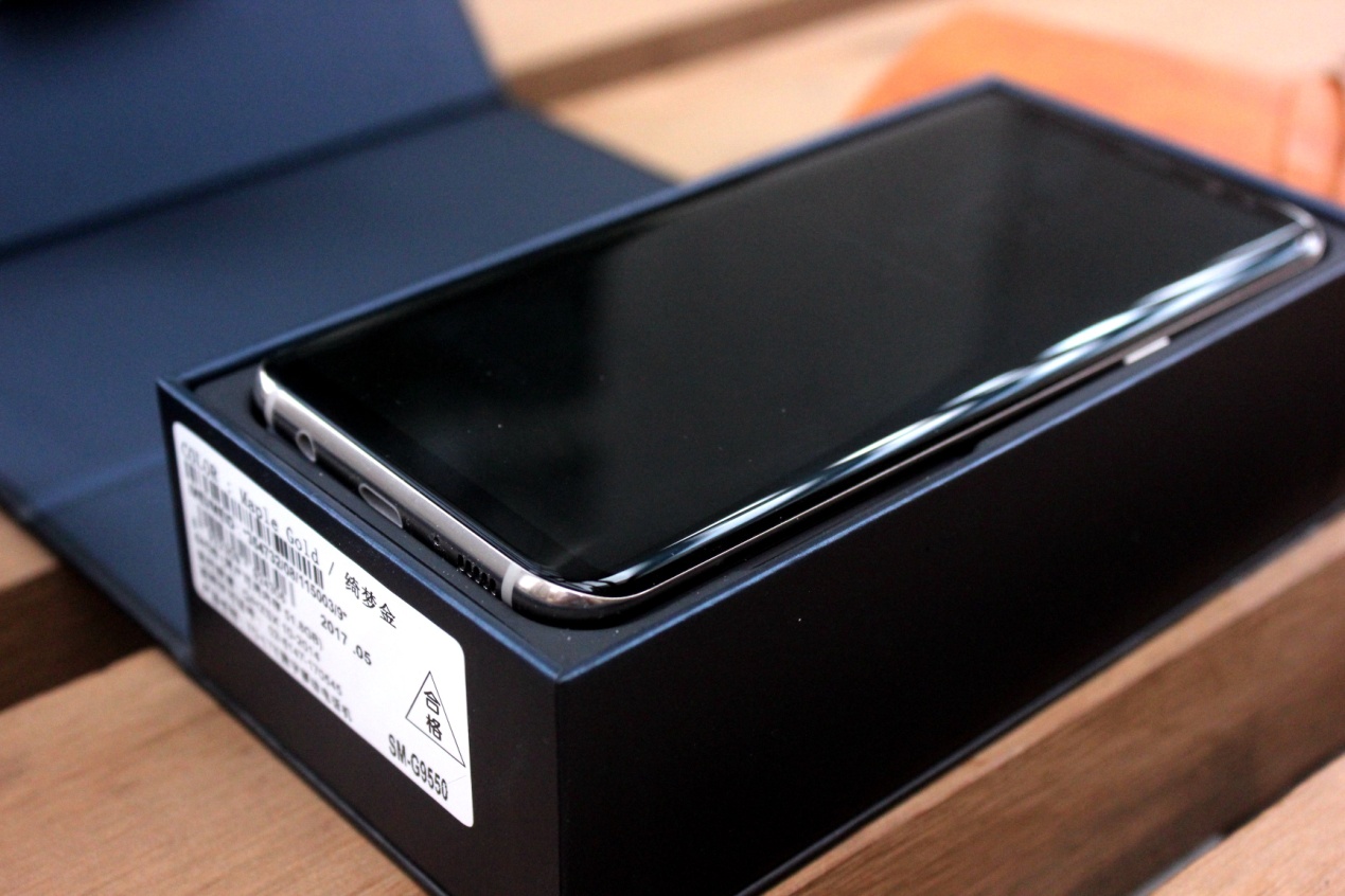 三星galaxys8+值得入手吗,三星galaxys8轻奢版开箱