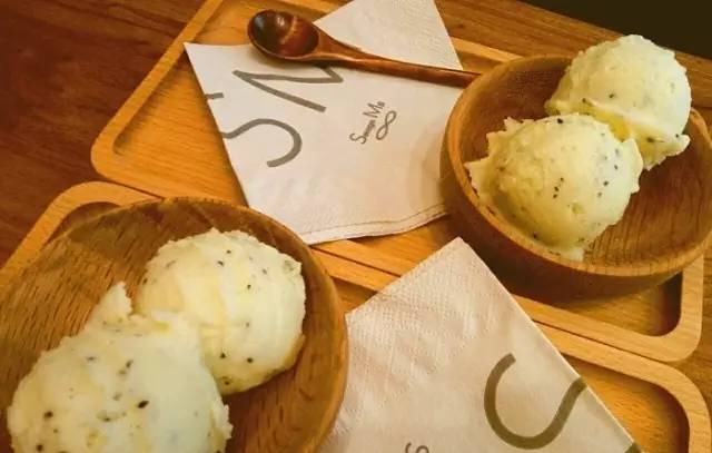 8个不同颜色的冰淇淋,西安创意冰淇淋推荐