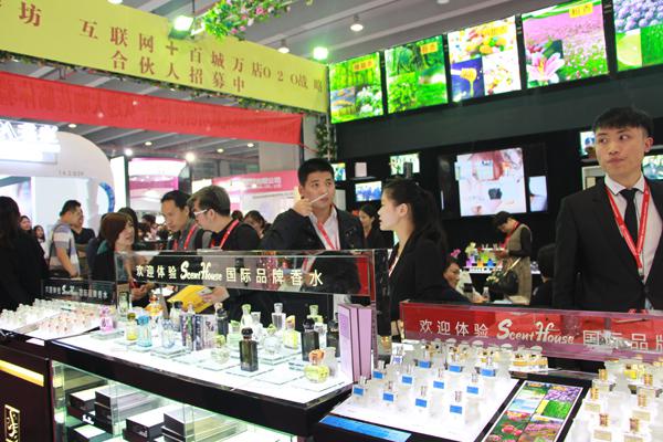 化妆品加盟技巧和话术,加盟一家化妆品店都需要了解什么