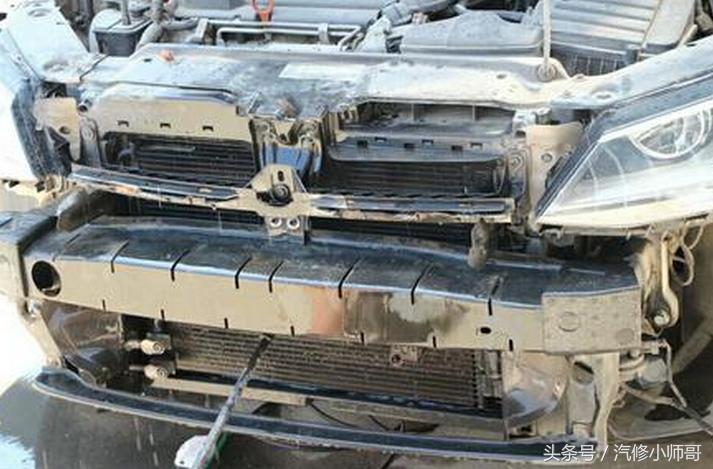 发动机水温高至130怎么处理,发动机水温高于90度怎么回事