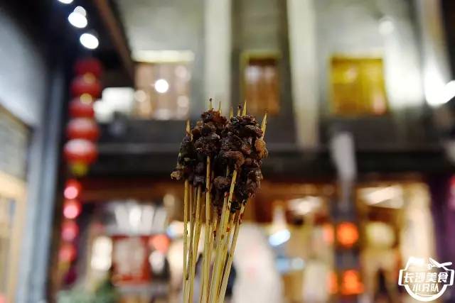长沙好吃的湘西烤串,长沙打卡正宗湘西烧烤