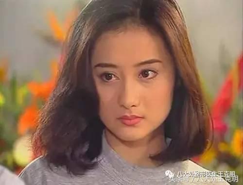 杨紫的法令纹能消除吗,杨紫法令纹很深怎么回事