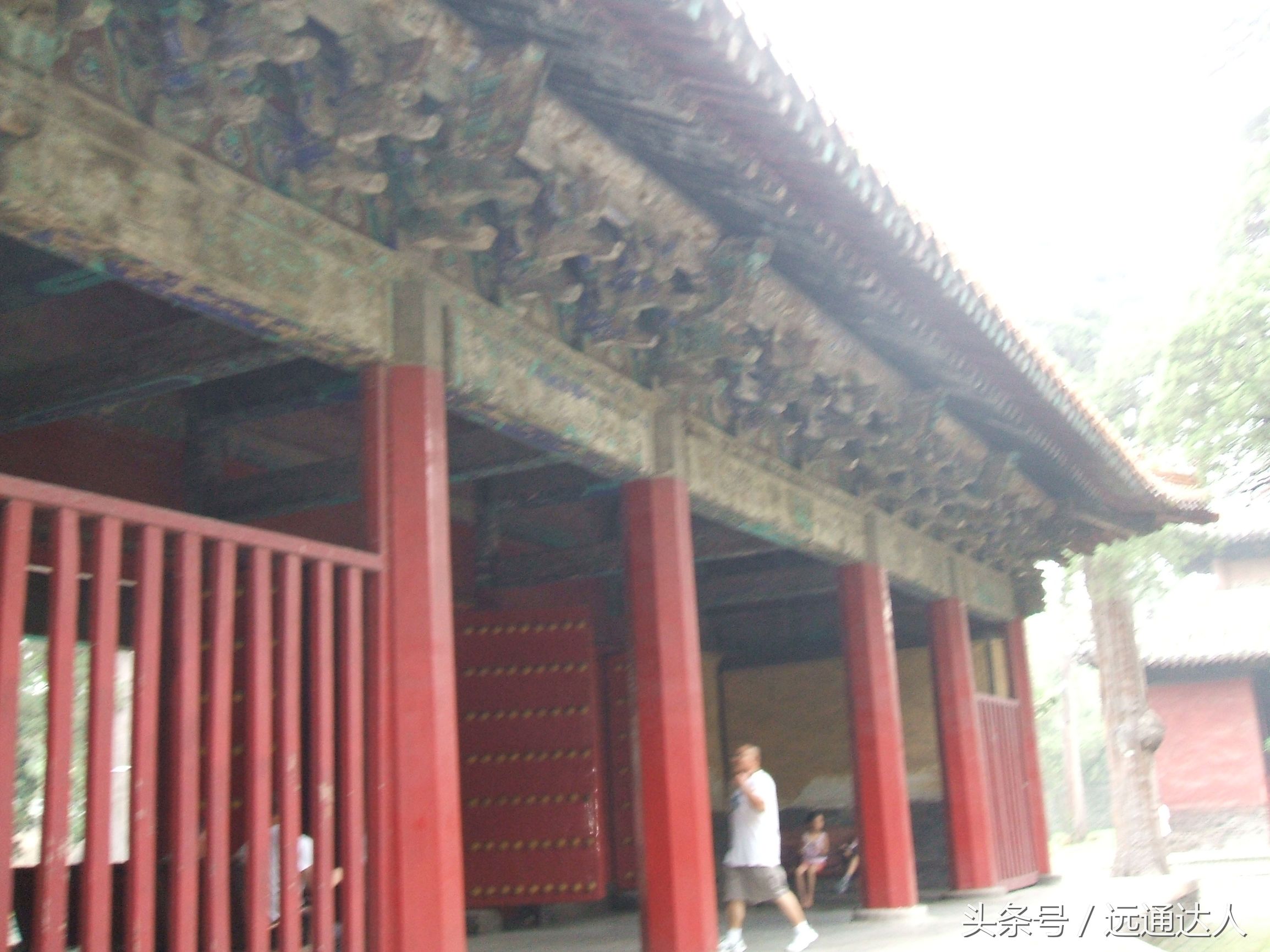 身为泰安人第一次爬泰山,陪爷爷爬泰山感慨朋友圈