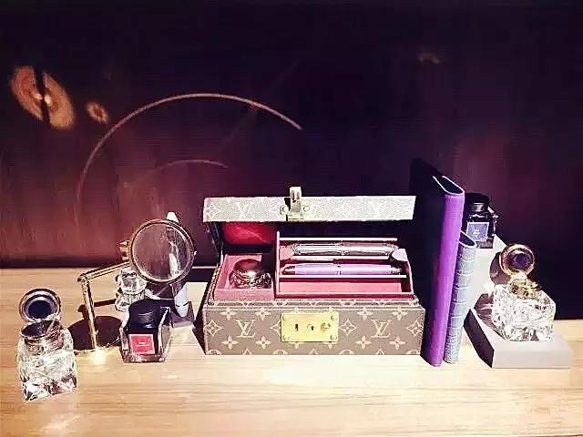 lv个性化定制产品是什么意思,lv个性化定制包包