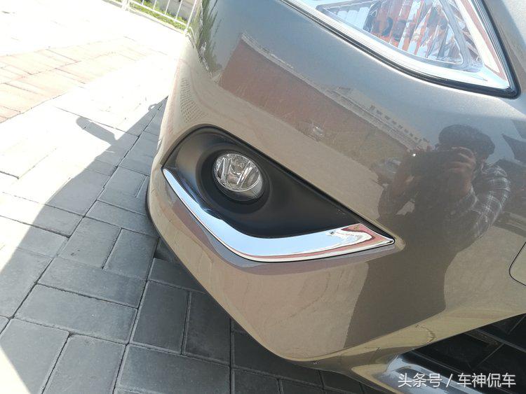 日产新阳光评测视频,15日产阳光试驾视频