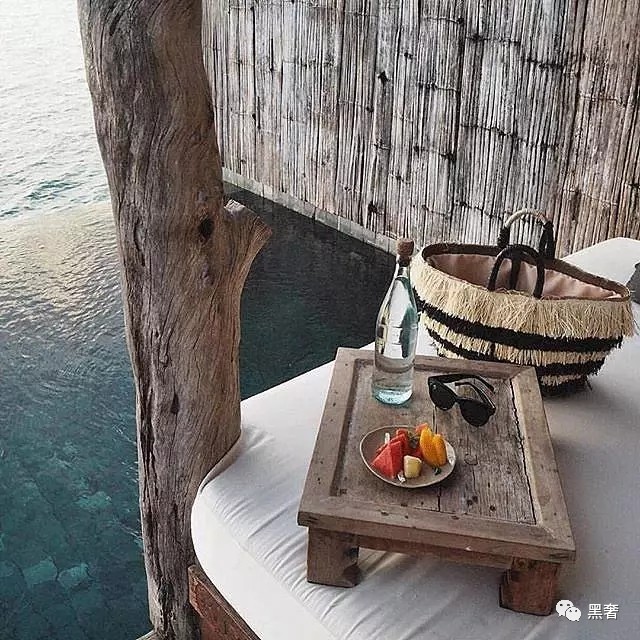 草编包包最新款推荐,轻奢草编包推荐