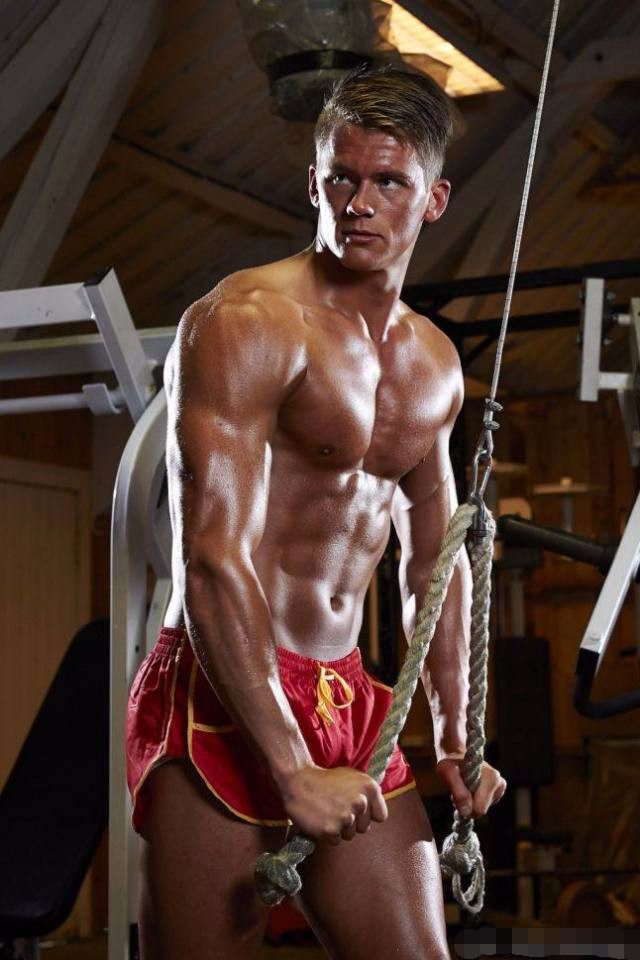 增肌遇到瓶颈怎么突破,增肌突破瓶颈期最好的方法