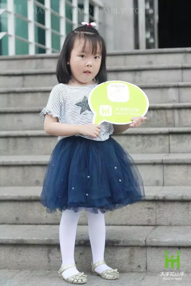 汉口江滩秀,潮童街拍视频