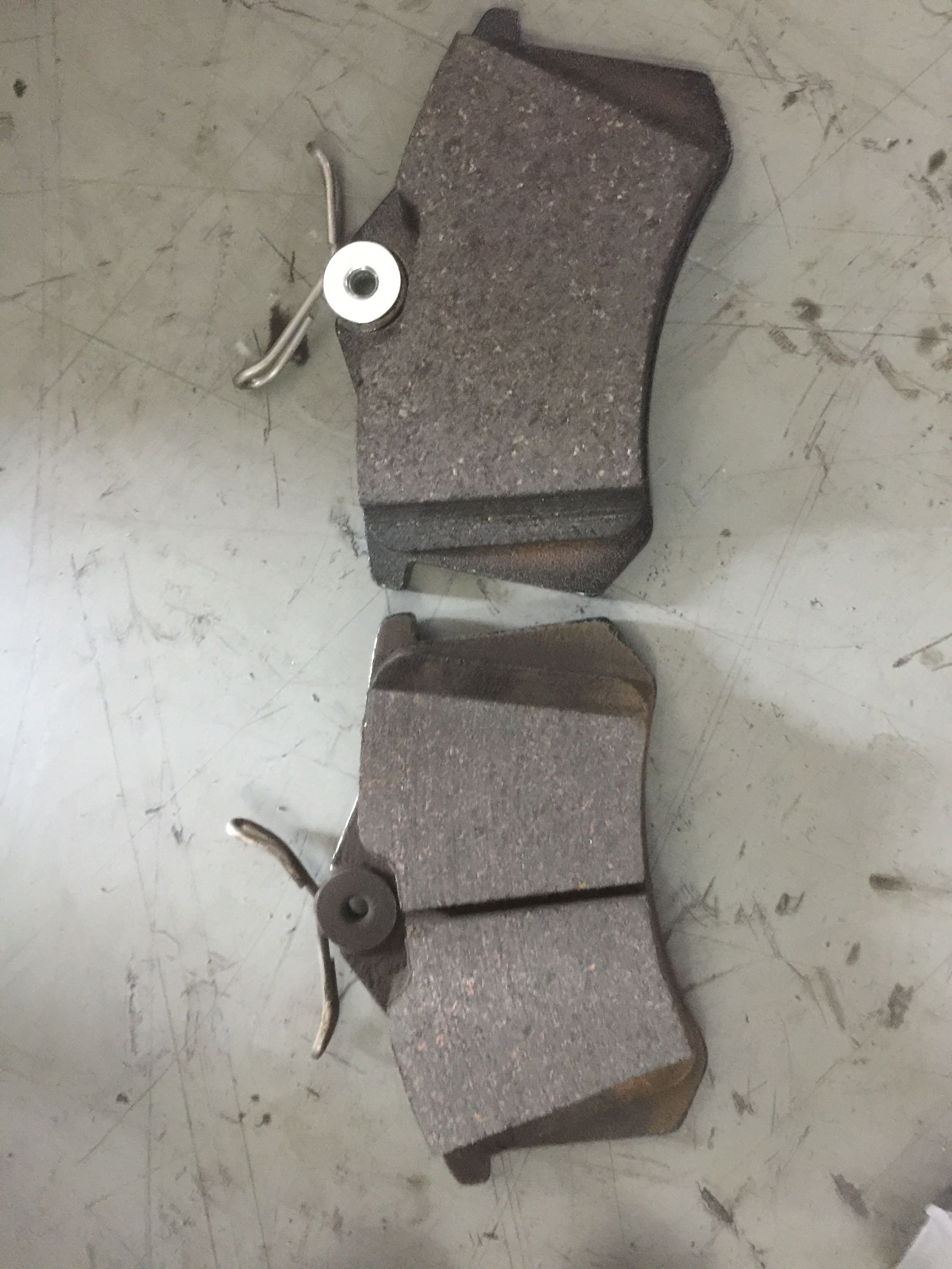 09年斯柯达明锐加装隔音棉,斯柯达明锐前盖隔音棉安装