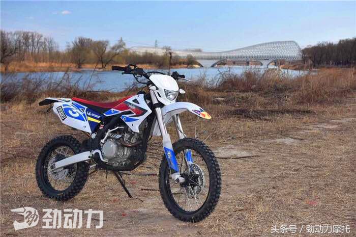 减震比较好的国产越野摩托车,国产越野摩托车300参数