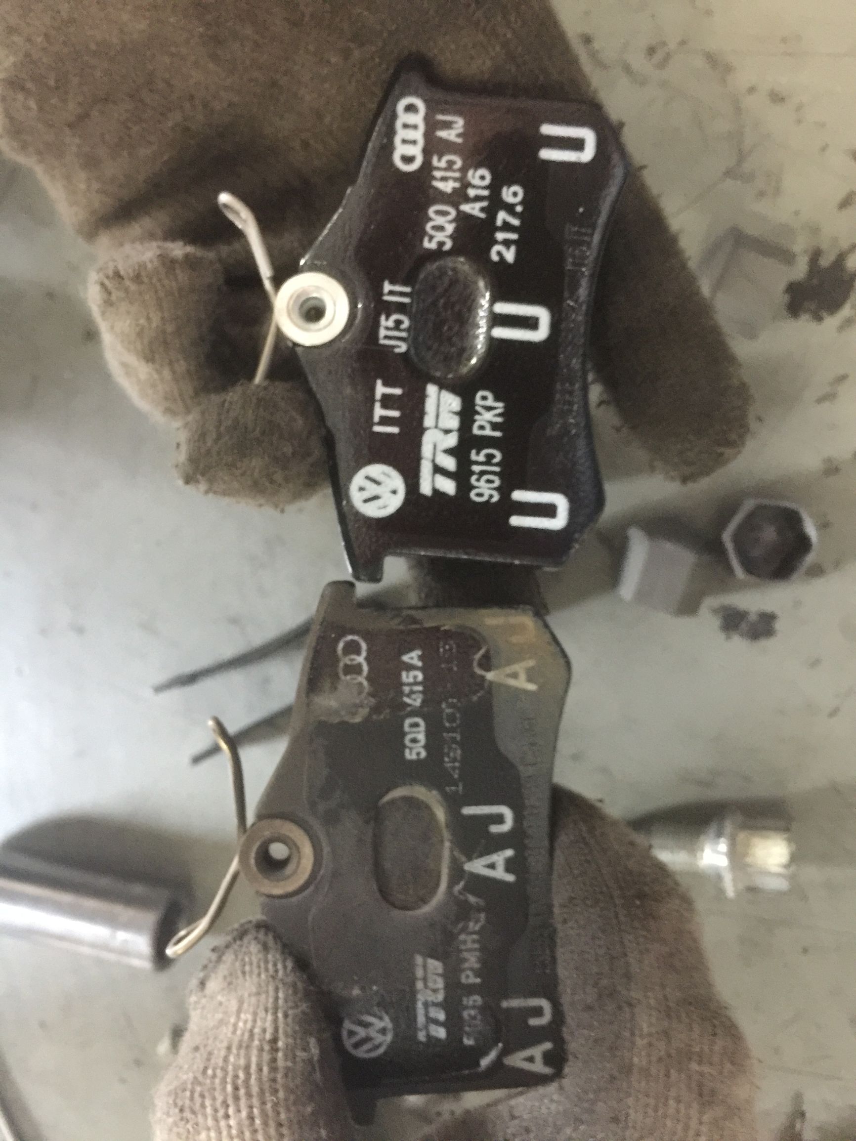 09年斯柯达明锐加装隔音棉,斯柯达明锐前盖隔音棉安装