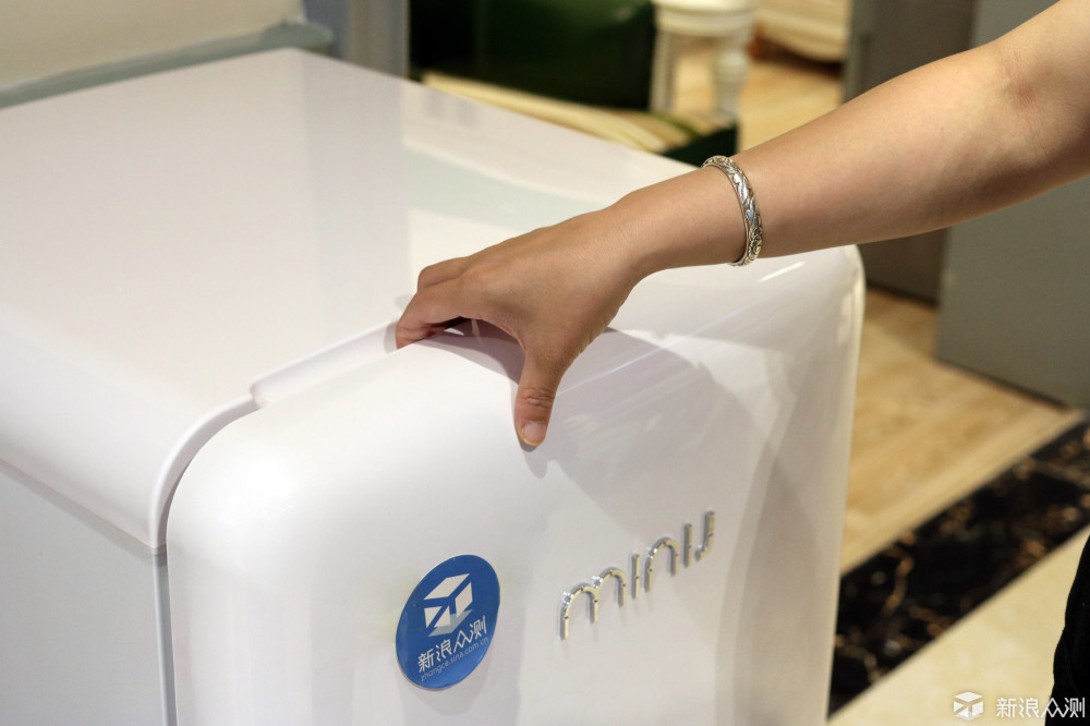 小吉迷你冰箱测评体验,小吉mini冰箱什么颜色好看