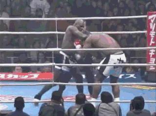 300斤壮汉对战散打选手实力悬殊,300斤壮汉格斗