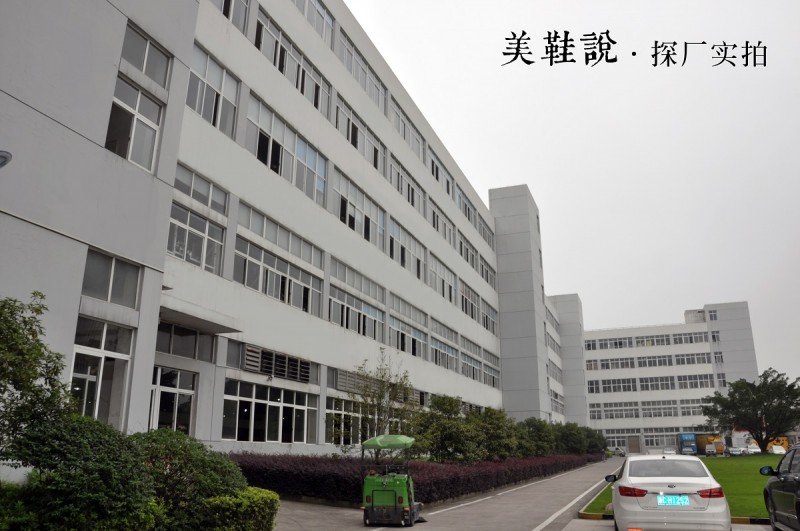 爆款美鞋人本,人本帆布鞋时尚美鞋