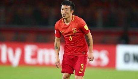 董路国足5分钟集锦,董路从哪里直播国足比赛