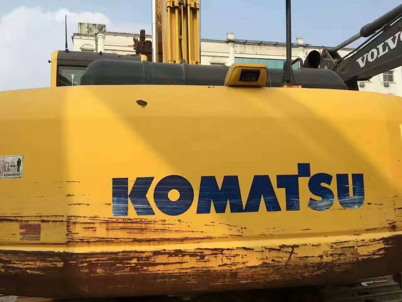 二手挖掘机分析,二手小松110挖掘机