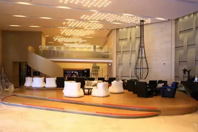 青岛周末休闲度假好地方冬天,青岛适合一家老小度假的地方