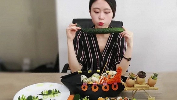 papi酱办公室小野,papi酱和小野