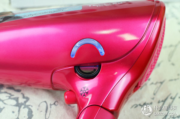 秀发水亮如丝的秘密!TESCOM黑科技TCD4000吹风机测评