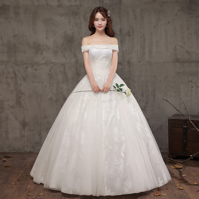 胸小的新娘怎么选婚纱,胸小的新娘穿什么婚纱