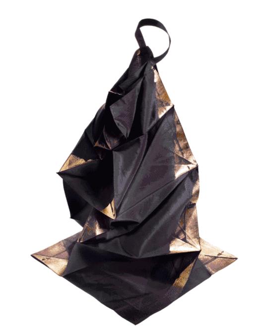 三宅一生的解构主义设计风格,三宅一生著名设计