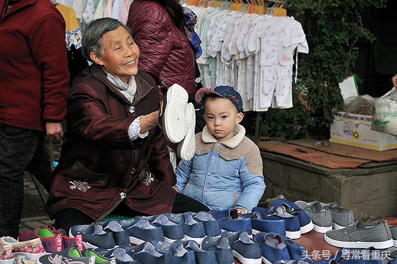 渝黔茶马古道视频,探访茶马古道上的蜈蚣桥