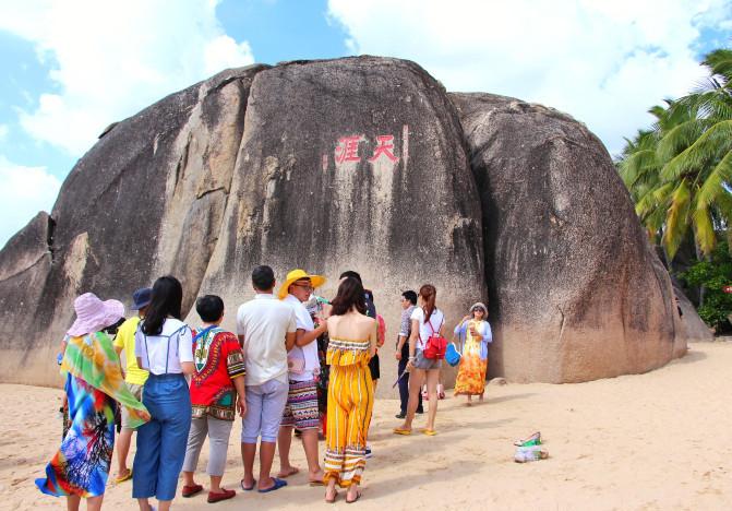 涓変簹澶╂动娴疯鏃呮父鏀荤暐,涓変簹澶╂动娴疯椋庢櫙瑙嗛